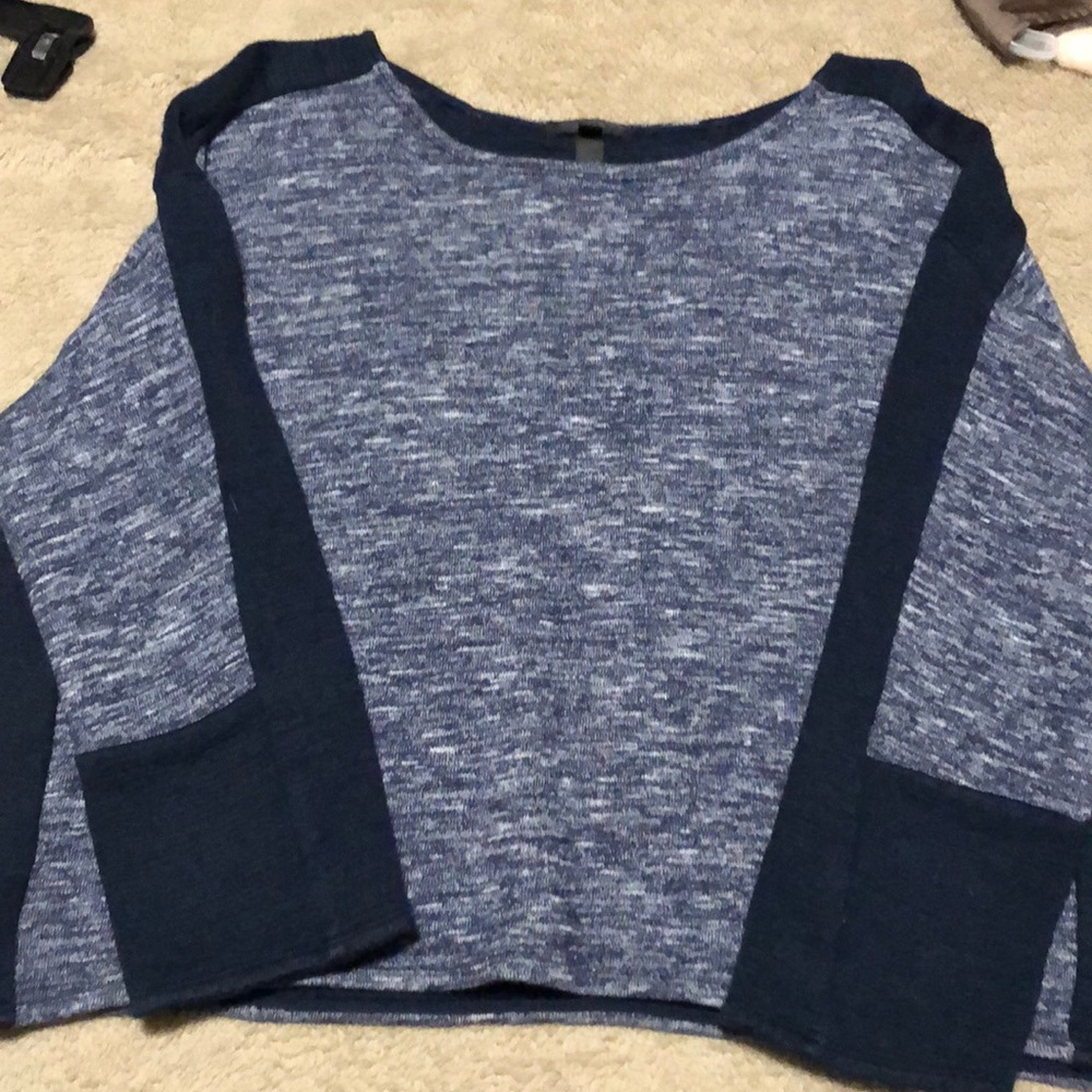 Women’s top Size L